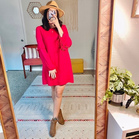 Sugar + Lips Frill Sleeve Mini Dress - Picture 2 of 4